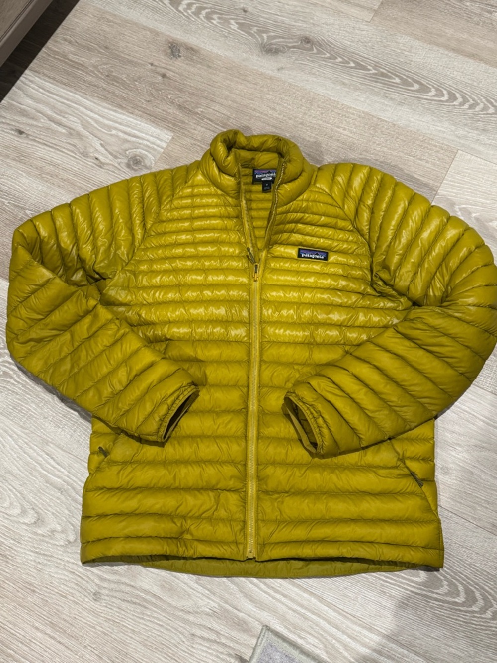 Patagonia Men's Puffer Jacket - Mustard